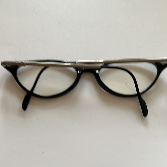 Pierre Laree Eyeglasses - Picture 4 of 16